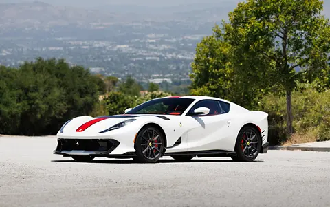 812 Competizione — photograph