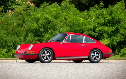911 2.0 S — photograph