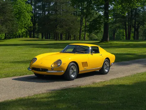 275 GTB Alloy — photograph