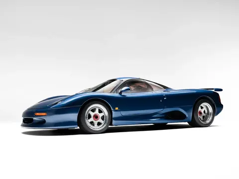 XJR-15 — photograph