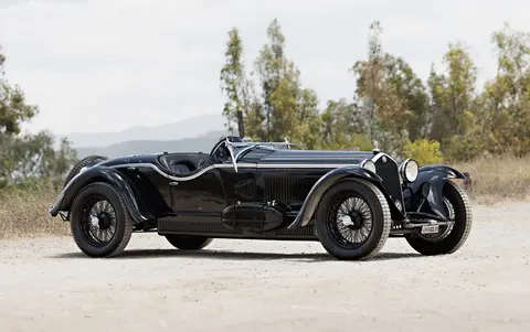 8C 2300 Lungo Spider — photograph