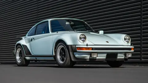 911 Turbo Carrera — photograph